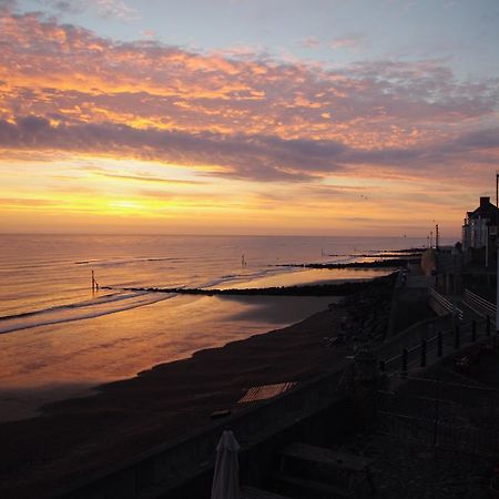 Copper'S Cottage Sheringham Bagian luar foto