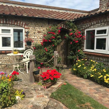Copper'S Cottage Sheringham Bagian luar foto