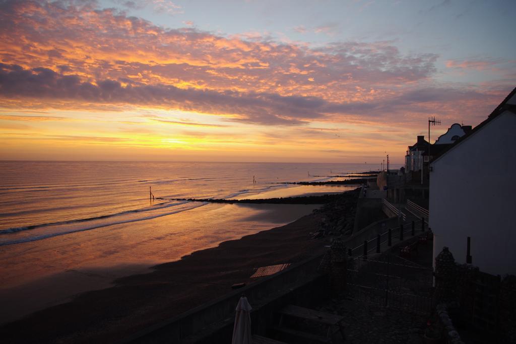 Copper'S Cottage Sheringham Bagian luar foto
